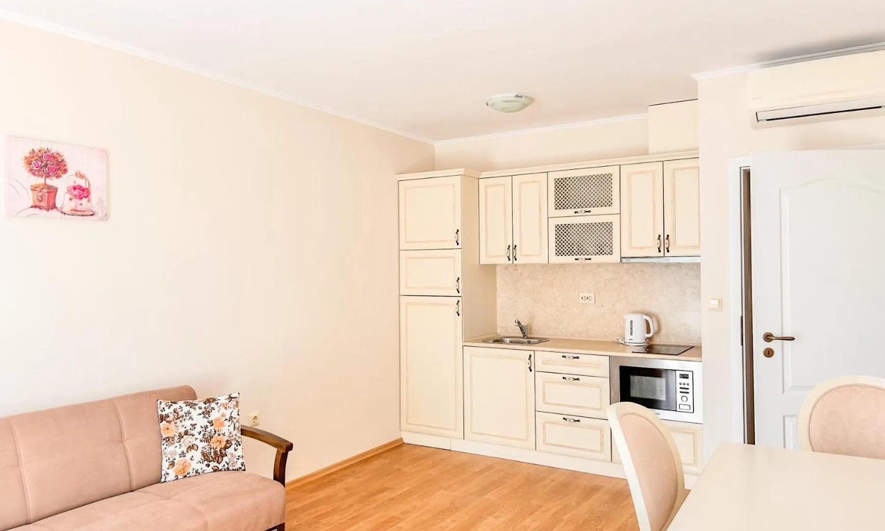 Venera & Anastasia Palace Apartments Sunny Beach